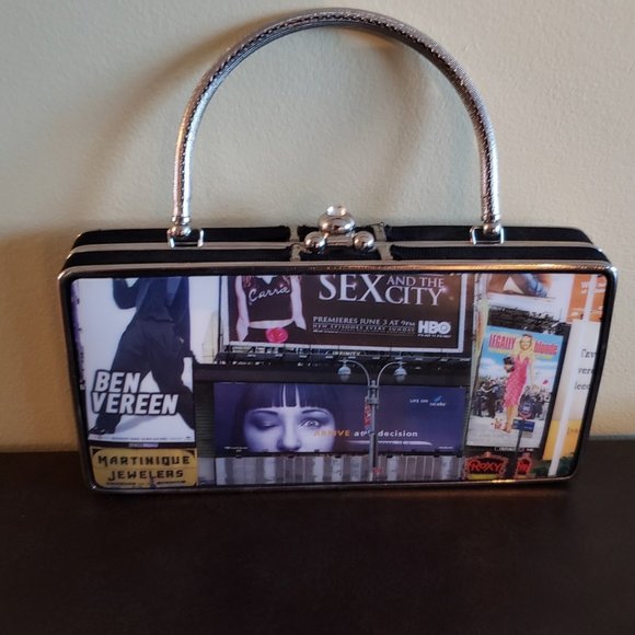 CLUTCH PURSE - Picture 4 of 4